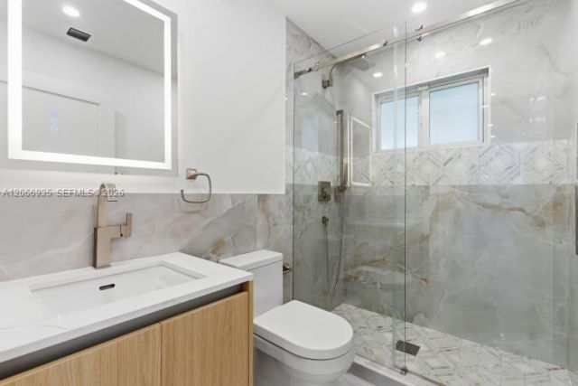 291 E Shore Dr E , Miami, FL 33133 Photo