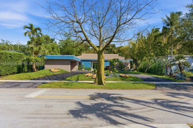 291 E Shore Dr E , Miami, FL 33133 Photo