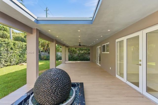 291 E Shore Dr E , Miami, FL 33133 Photo