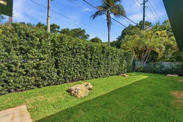 291 E Shore Dr E , Miami, FL 33133 Photo