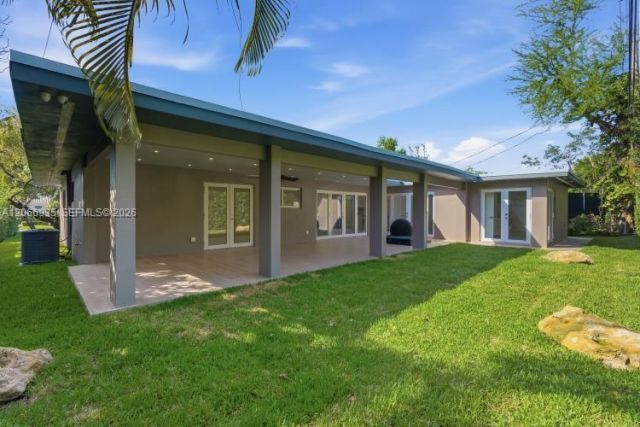 291 E Shore Dr E , Miami, FL 33133 Photo