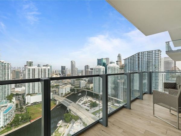 88 SW 7th St , Unit 3412, Miami, FL 33130