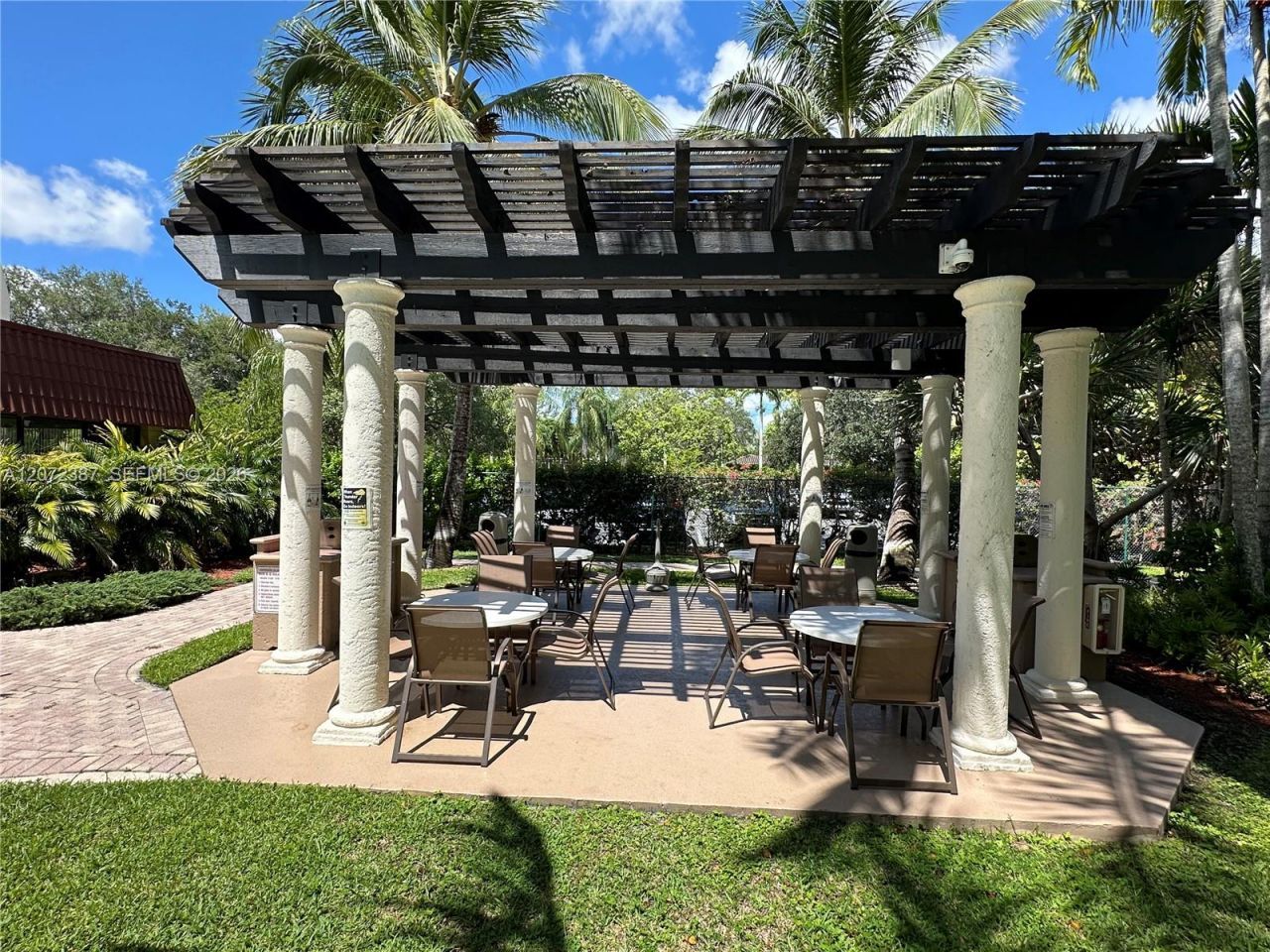9301 SW 92nd Ave , Unit C320, Miami, FL 33176 Photo