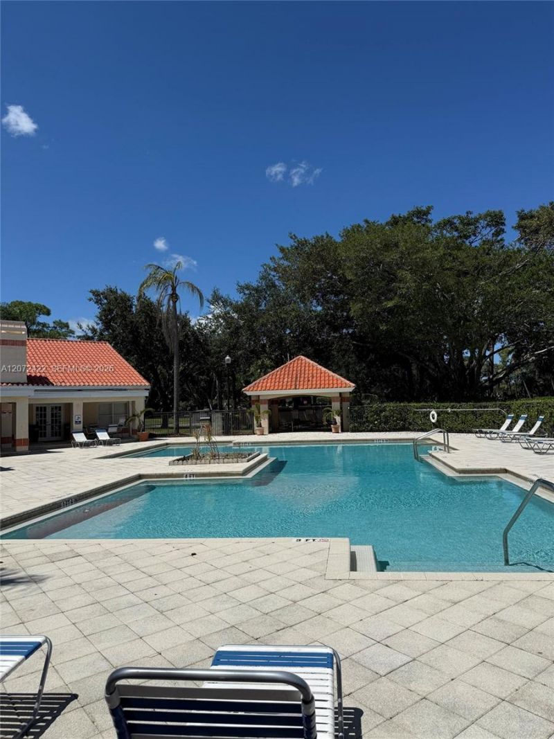 3450 N Pinewalk Dr N, Unit 421, Margate, FL 33063 Photo