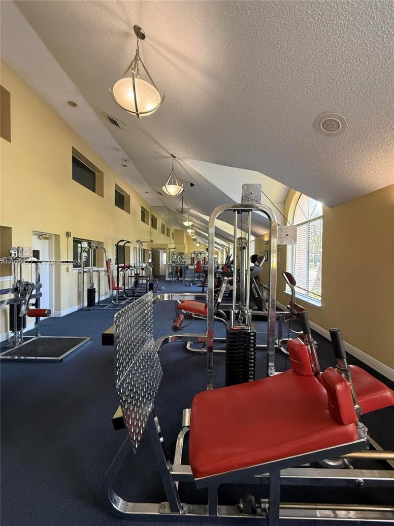 3450 N Pinewalk Dr N, Unit 421, Margate, FL 33063 Photo