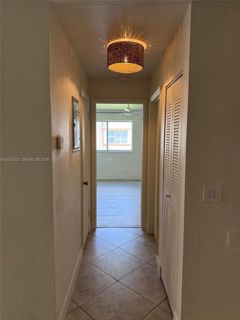 3450 N Pinewalk Dr N, Unit 421, Margate, FL 33063 Photo