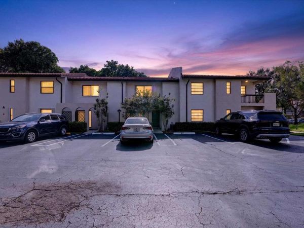21682 Cypress Road, Unit 11d, Boca Raton, FL 33433