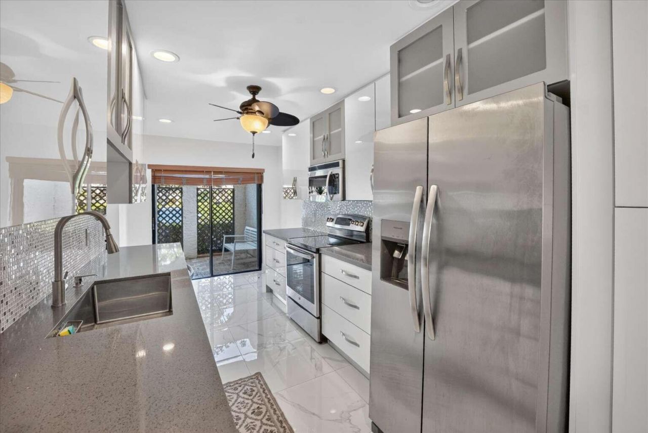 21682 Cypress Road, Unit 11d, Boca Raton, FL 33433 Photo