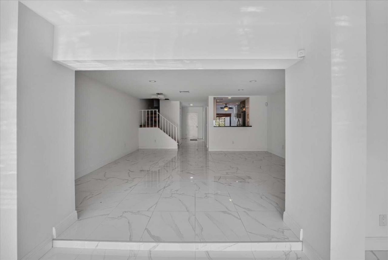 21682 Cypress Road, Unit 11d, Boca Raton, FL 33433 Photo