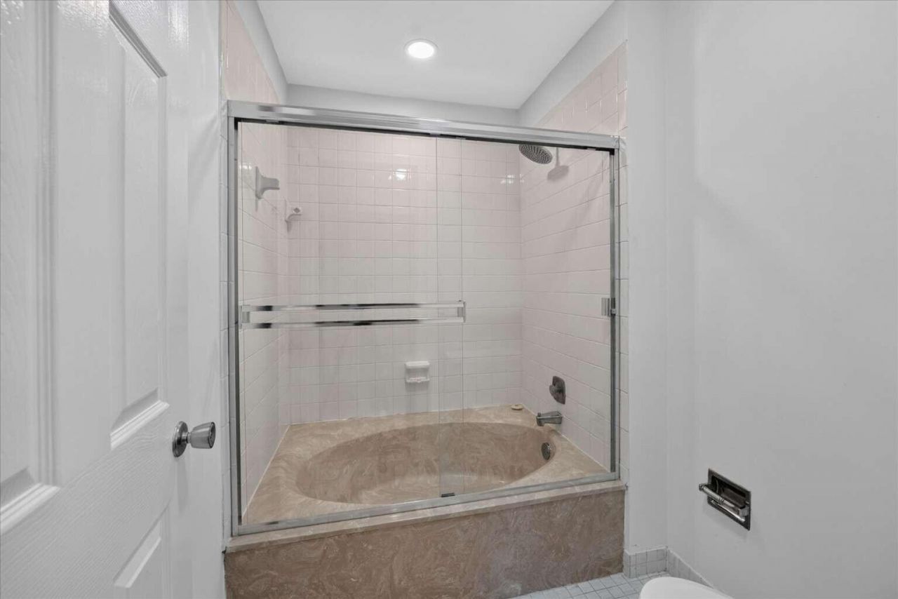 21682 Cypress Road, Unit 11d, Boca Raton, FL 33433 Photo