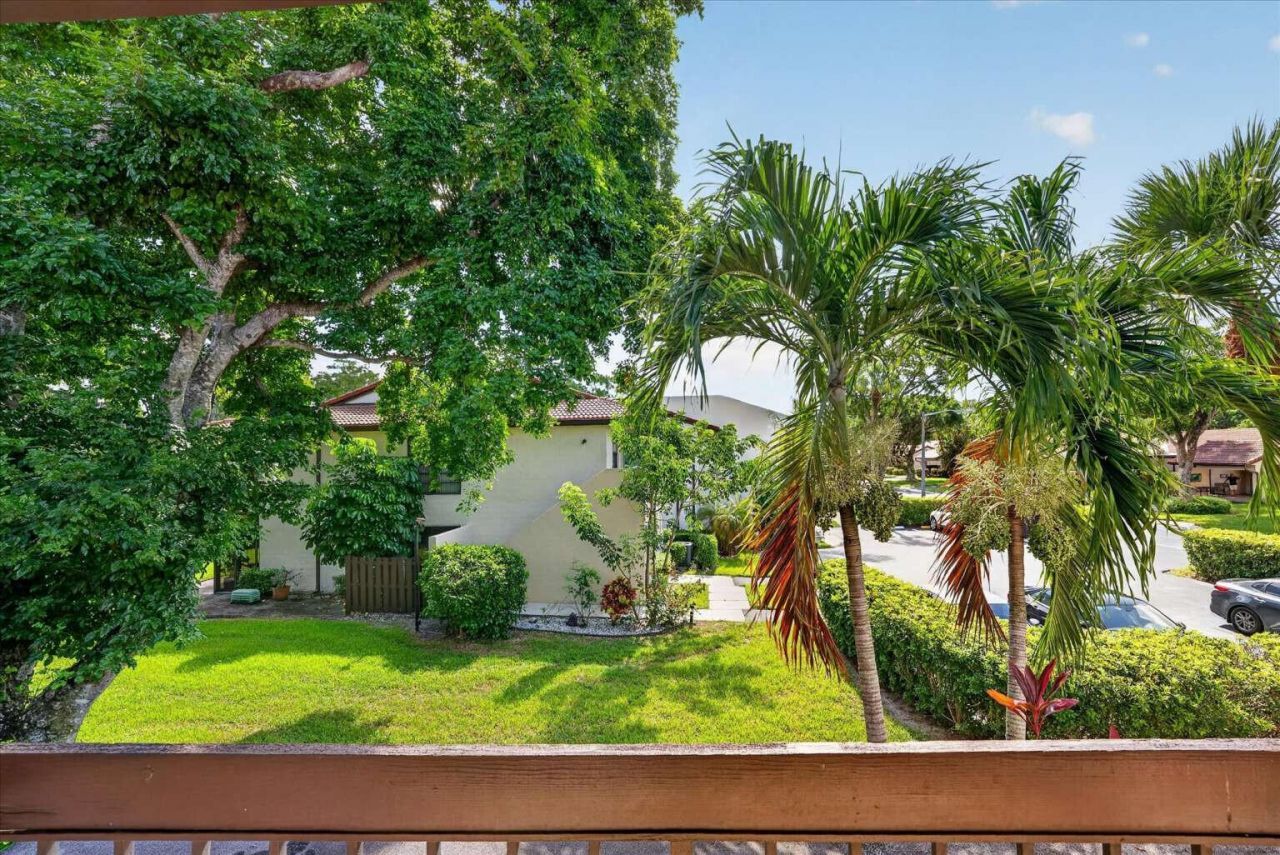 21682 Cypress Road, Unit 11d, Boca Raton, FL 33433 Photo