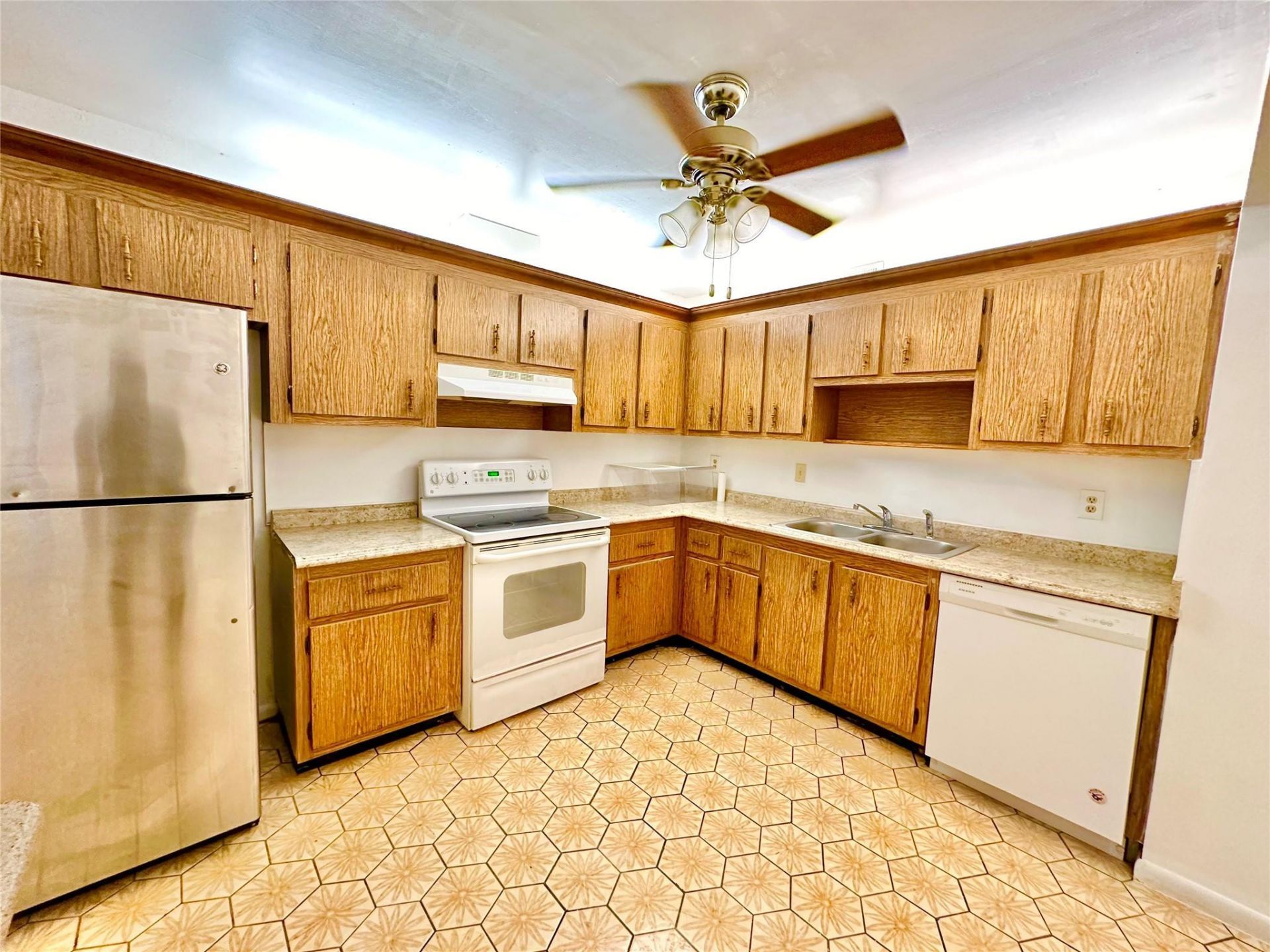 8900 W Sample Road, Unit 106, Coral Springs, FL 33065 Photo