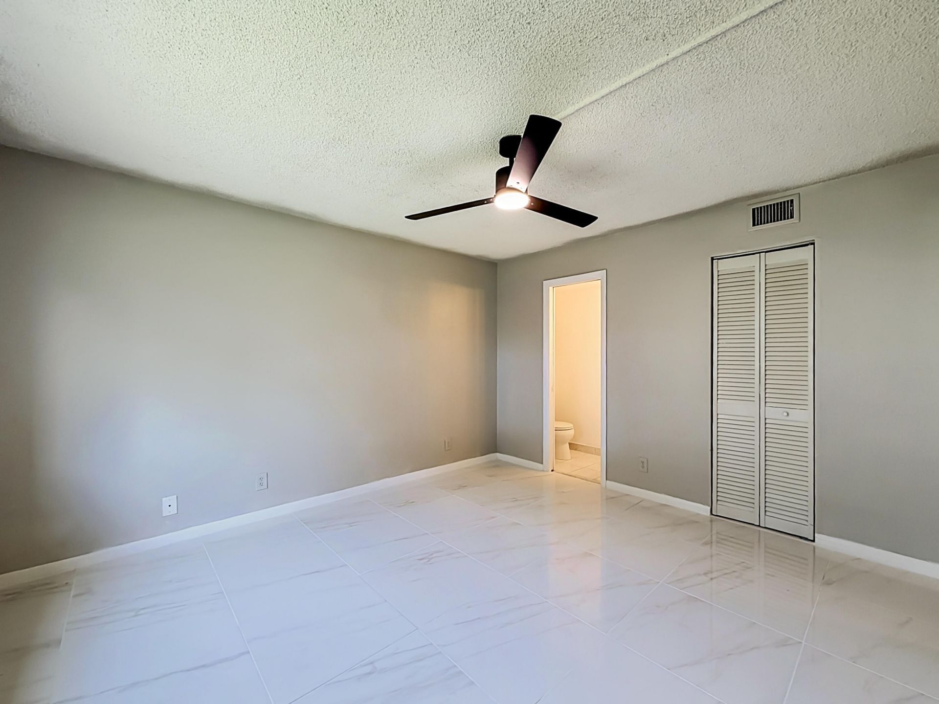 207 Tropic Isle Drive, Unit 1130, Delray Beach, FL 33483 Photo