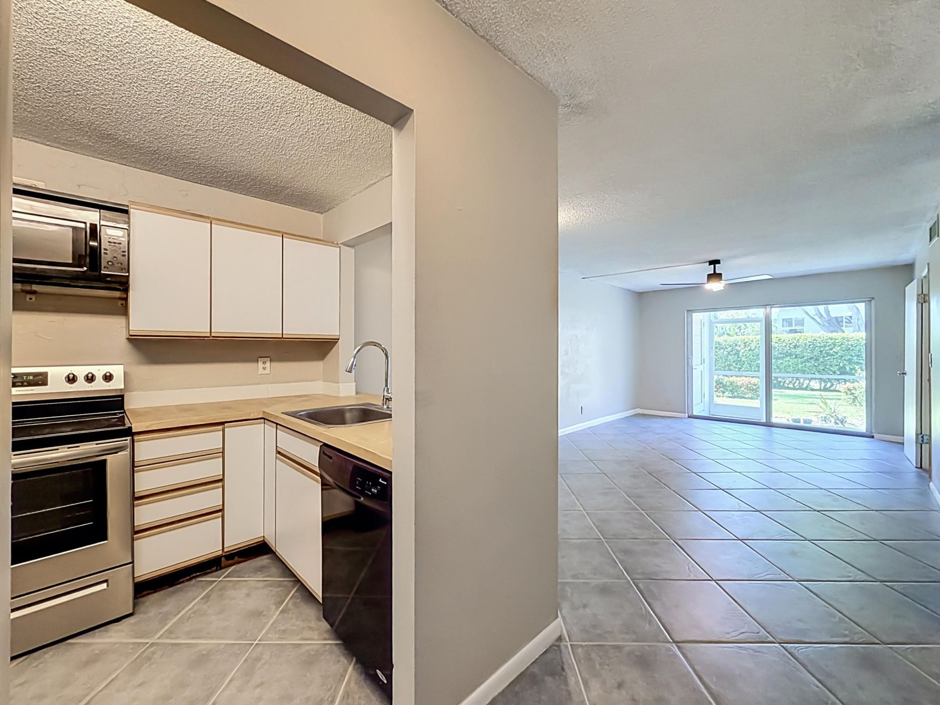 207 Tropic Isle Drive, Unit 1130, Delray Beach, FL 33483 Photo