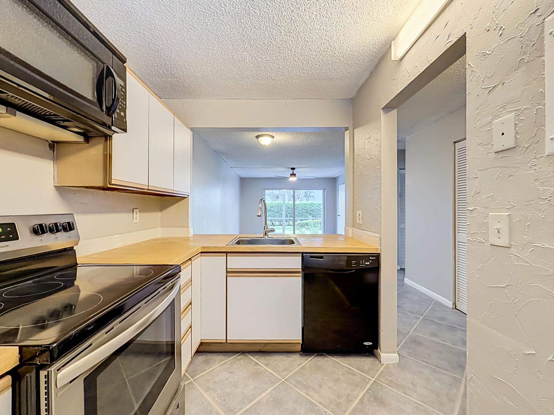 207 Tropic Isle Drive, Unit 1130, Delray Beach, FL 33483 Photo