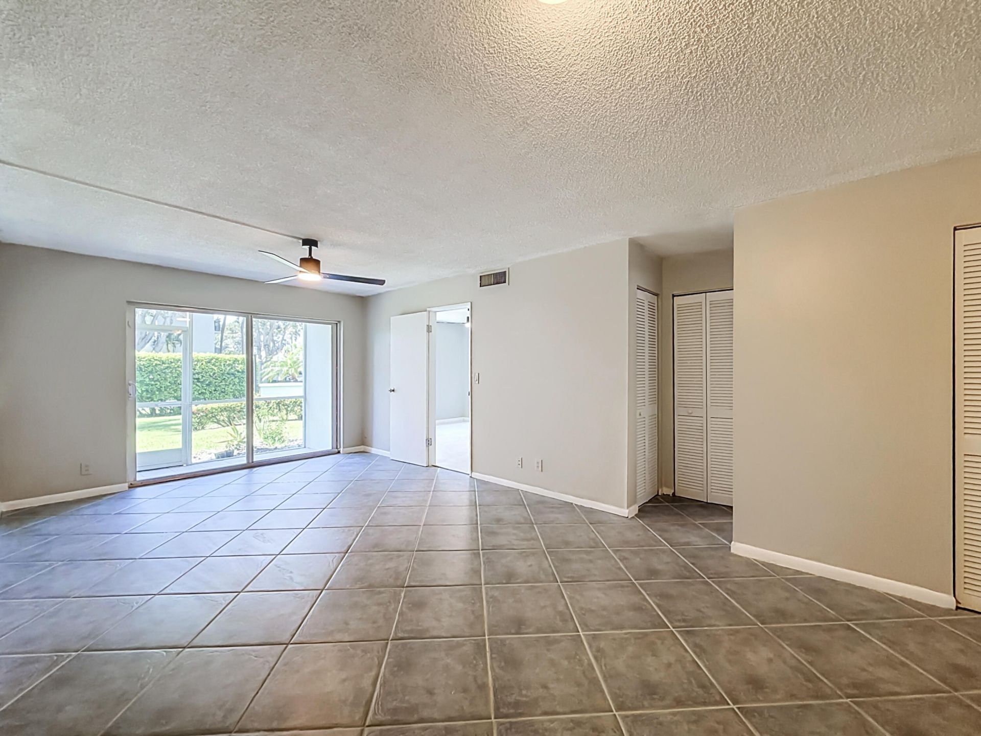 207 Tropic Isle Drive, Unit 1130, Delray Beach, FL 33483 Photo
