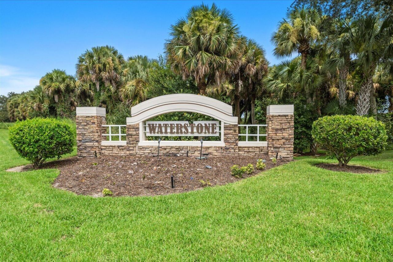 8516 Waterstone Boulevard, Fort Pierce, FL 34951 Photo