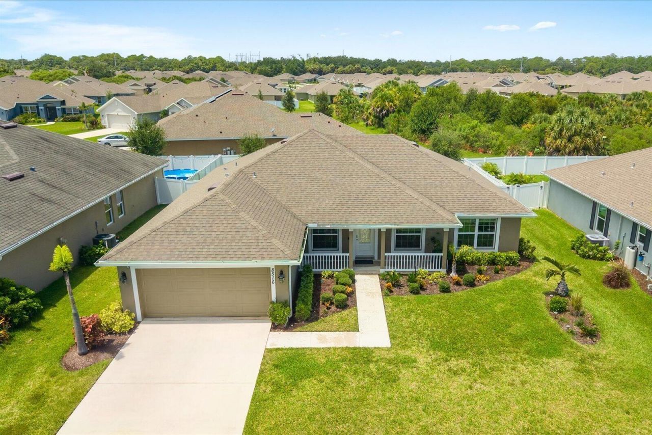 8516 Waterstone Boulevard, Fort Pierce, FL 34951 Photo