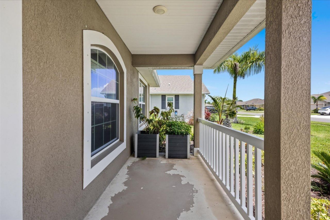 8516 Waterstone Boulevard, Fort Pierce, FL 34951 Photo