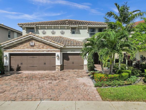 9749 Blue Isle, Unit BAY, Parkland, FL 33076