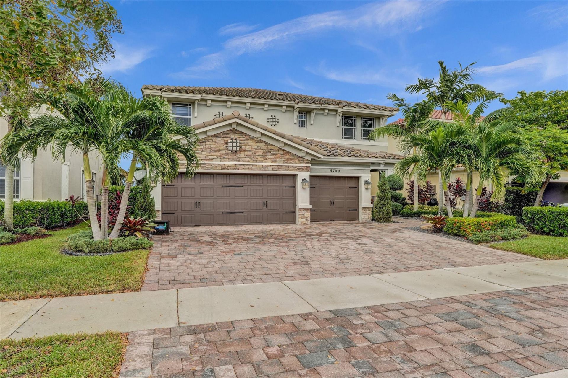 9749 Blue Isle, Unit BAY, Parkland, FL 33076 Photo