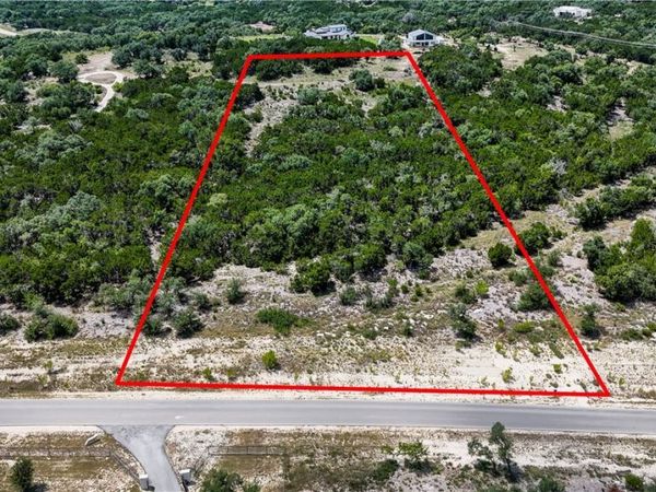 988 Earle Oak Avenue , Bulverde, TX 78163