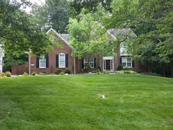 1223 Ridgewood Drive, Loveland, OH 45140