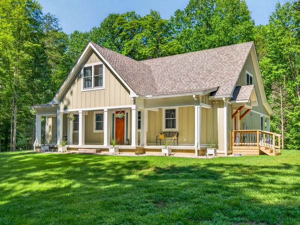 5832 N Oak Ridge , Morgantown, IN 46160