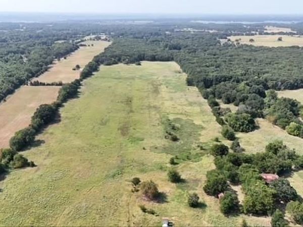 000 2605 , Bonham, TX 75418