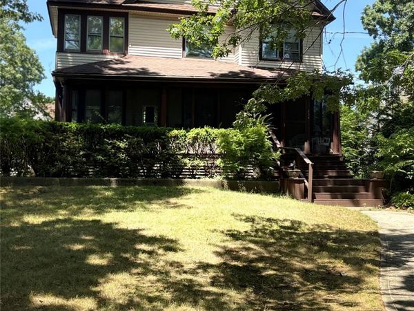 254 Hempstead Avenue , Rockville Centre, NY 11570