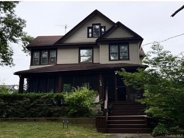 254 Hempstead Avenue, Rockville Centre, NY 11570
