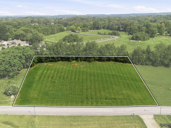 117 Fountain Trace Drive , Bowling Green, KY 42103