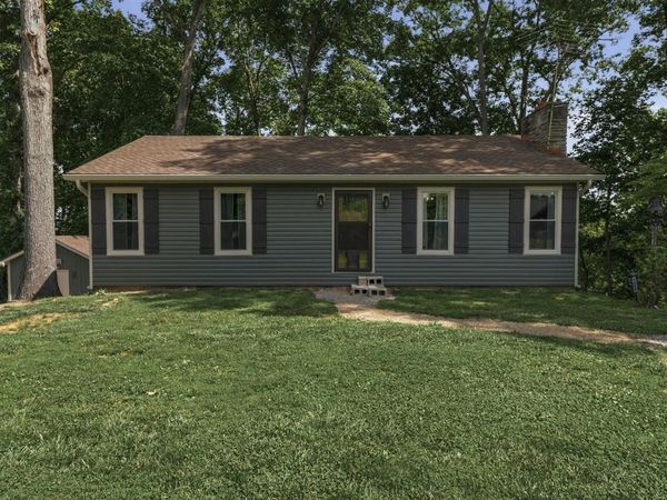 7552 Cemetery Road , Bowling Green, KY 42103