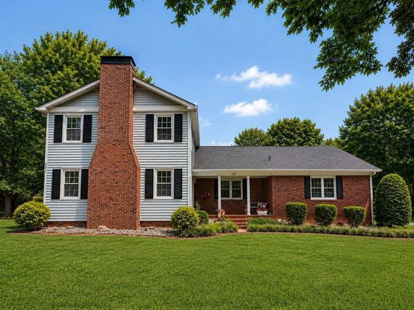 338 Hillwood Drive , Bowling Green, KY 42101