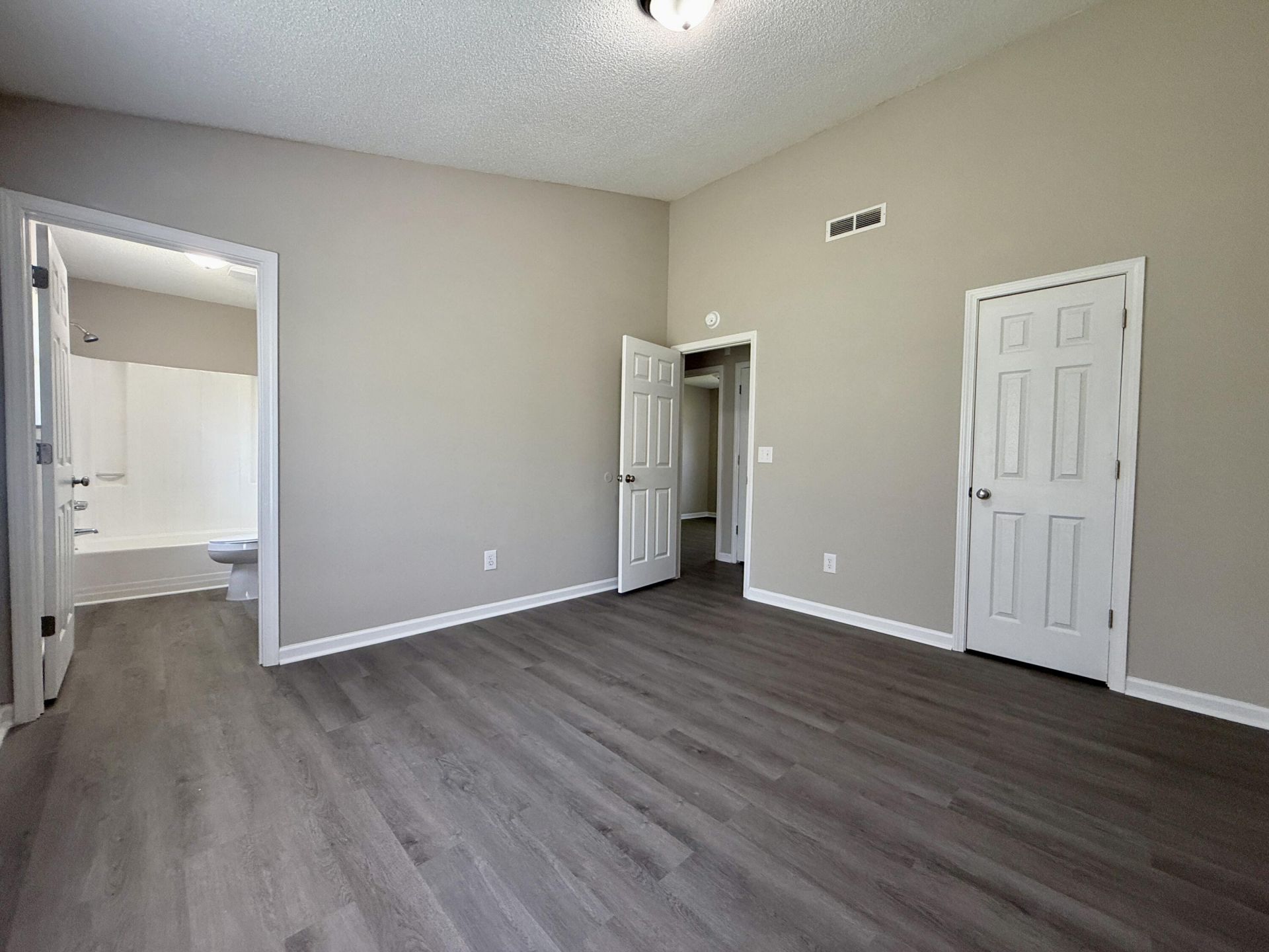 419 Citadel Street Photo 19