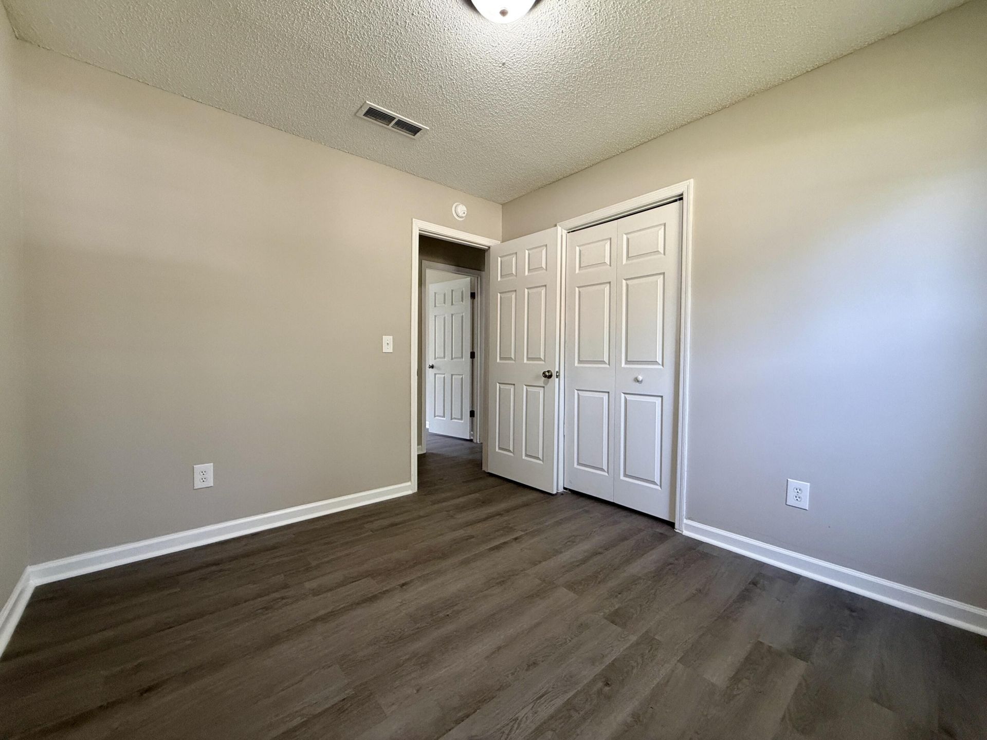 419 Citadel Street Photo 22