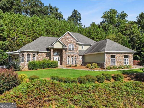 952 Thomas Road, Canton, GA 30115
