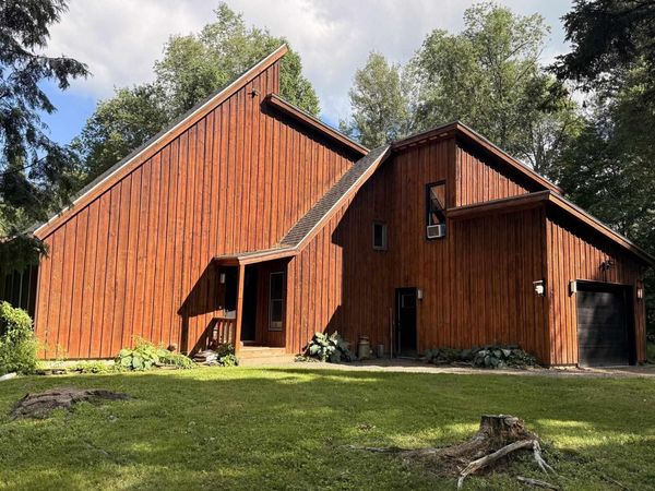 412 Logan Drive, Newport City, VT 05855