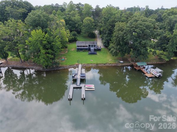 4009 Cindy Lane , Denver, NC 28037