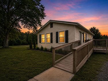 8 WESTGATE RD, VERONA, VA 24482