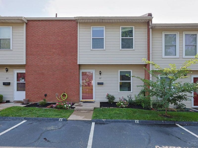 4524 Shawnray Drive, Unit 22, Middletown, OH 45044 Photo 1