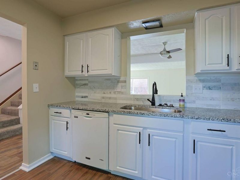 4524 Shawnray Drive, Unit 22, Middletown, OH 45044 Photo 10