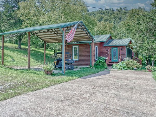 424 Forrester Hollow Ln, Granville, TN 38564