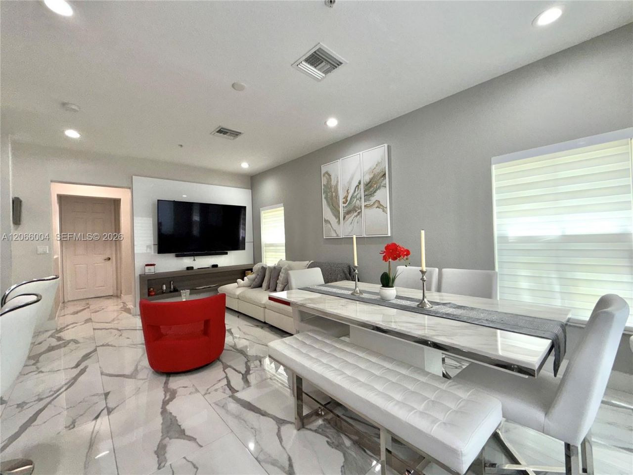 2851 W Prospect Rd , Unit 704, Tamarac, FL 33309 Photo