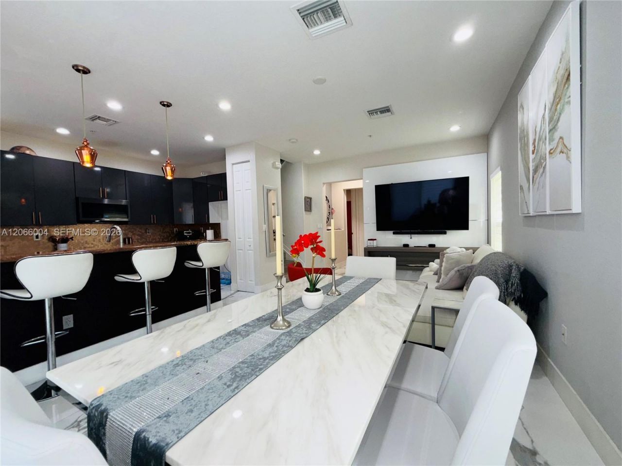 2851 W Prospect Rd , Unit 704, Tamarac, FL 33309 Photo