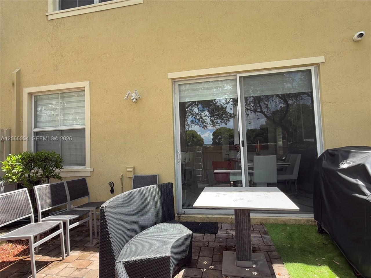 2851 W Prospect Rd , Unit 704, Tamarac, FL 33309 Photo