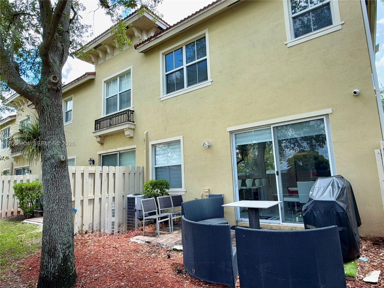 2851 W Prospect Rd , Unit 704, Tamarac, FL 33309 Photo