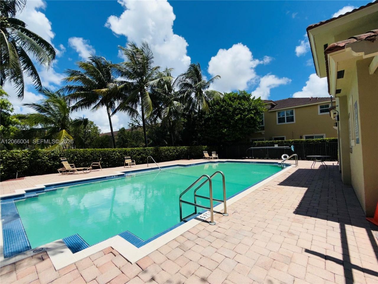 2851 W Prospect Rd , Unit 704, Tamarac, FL 33309 Photo