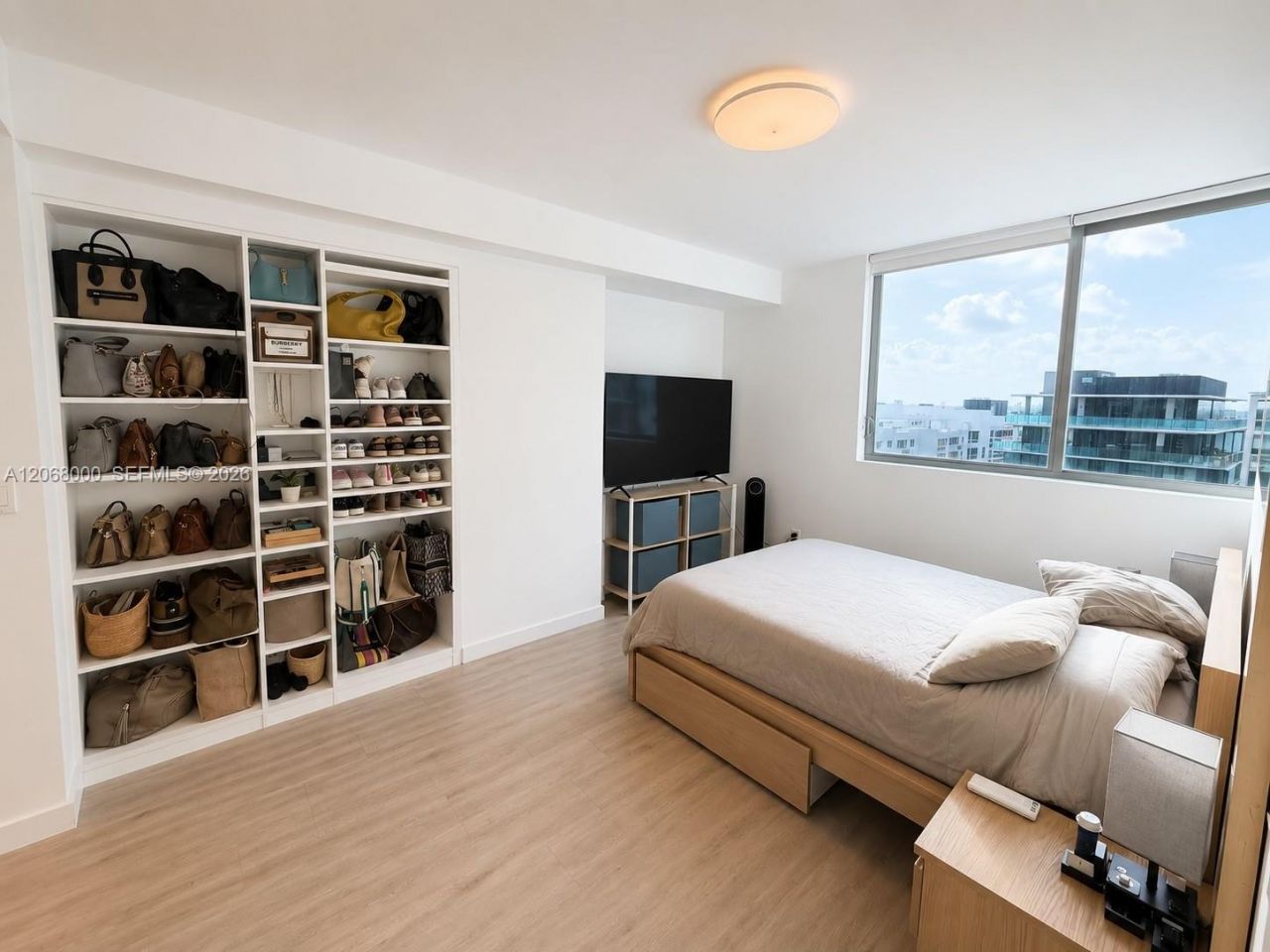 1600 SW 1st Ave , Unit 906, Miami, FL 33129 Photo