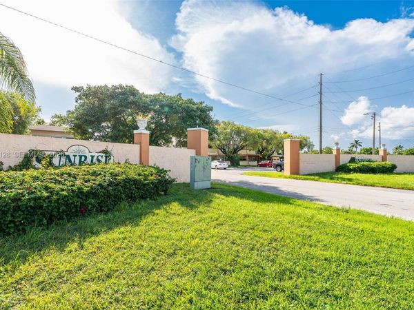 400 NE 18th Ave, Unit 208, Homestead, FL 33033